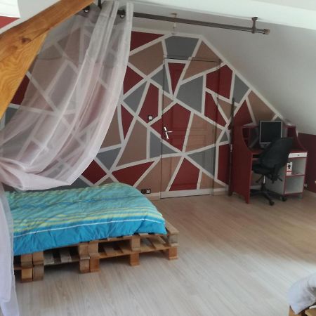 Chambre A Villemandeur Chez L'Habitant Bagian luar foto