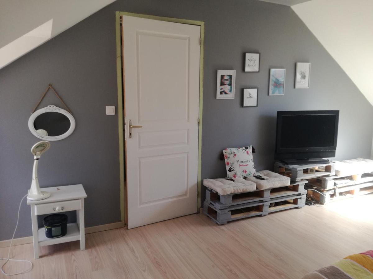 Chambre A Villemandeur Chez L'Habitant Bagian luar foto